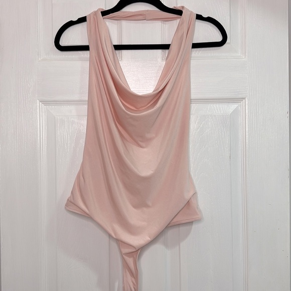 Guess Halter Bodysuit in Pink Champagne size Medium - Picture 1 of 3
